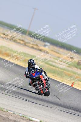 media/Aug-06-2023-TrackDaz (Sun) [[ac7f4f6367]]/B Group/sweeper/